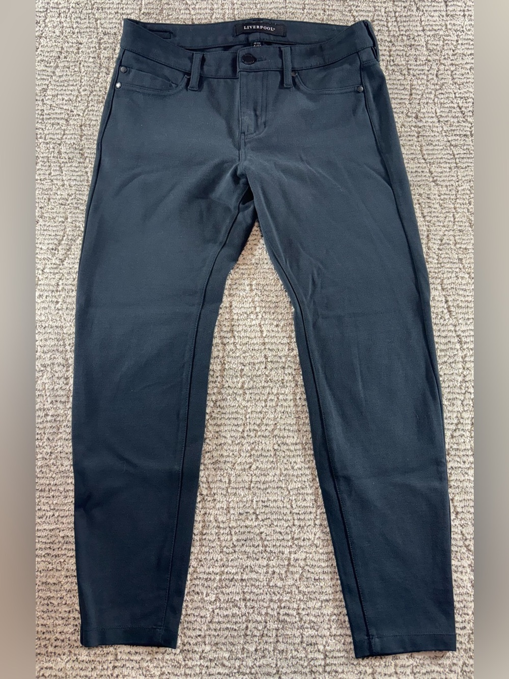 Liverpool Women’s 4/27 Petite Dark Charcoal Slim Ankle Crop Pants